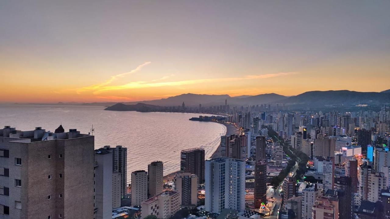 Lujoso Apartamento Con Vistas Al Mar En Mirador Del Mediterraneo By Gestaltur Benidorm Bagian luar foto